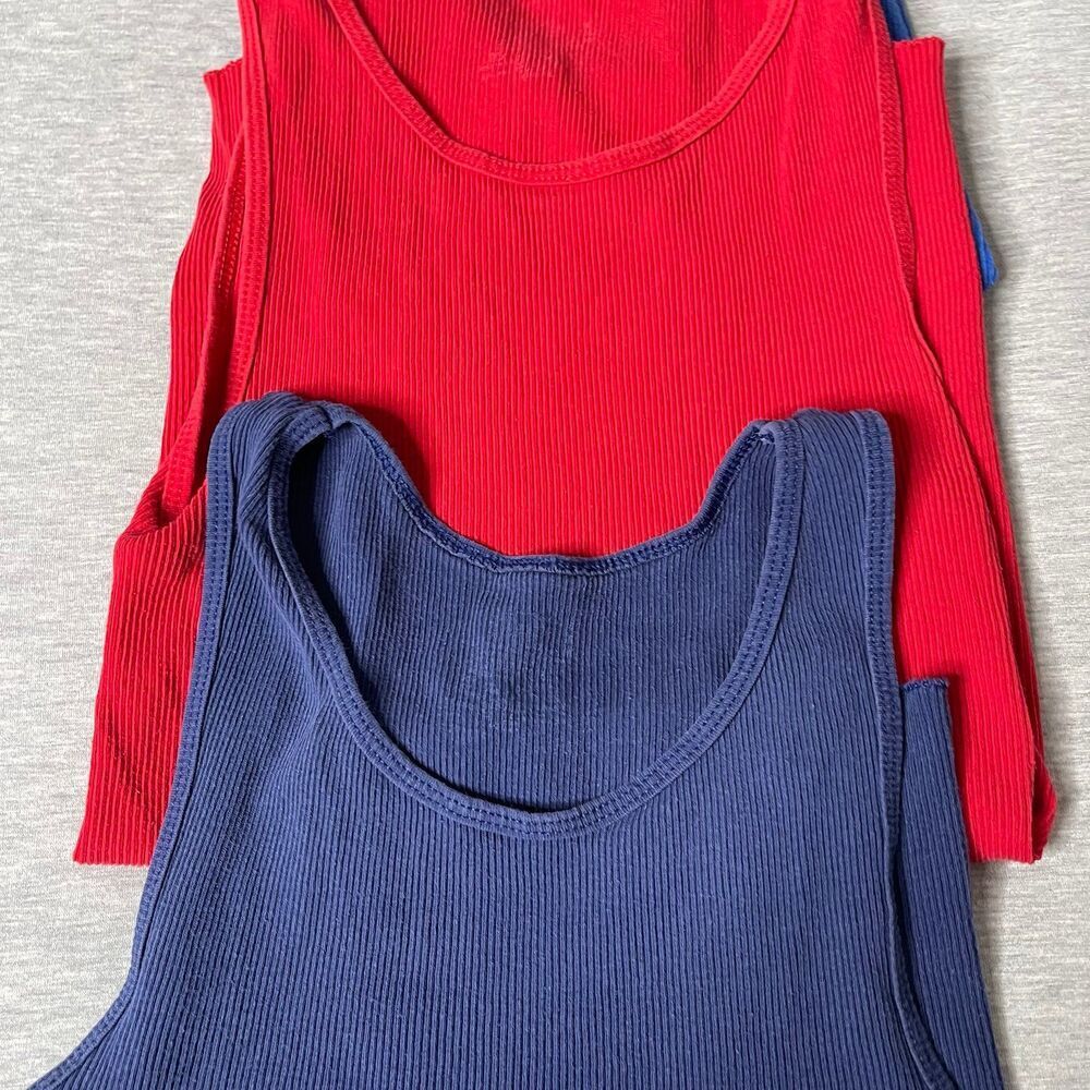 Hanes Men’s Cotton Multicolored Ribbed Tank Tops 3 PCS. Set - Picture 4 of 8